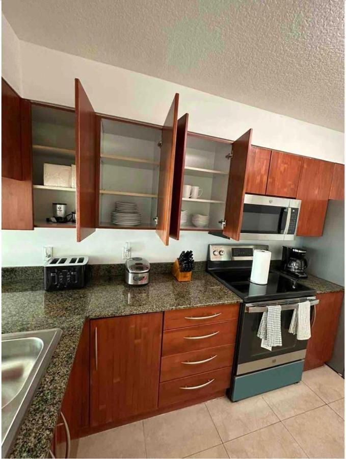 Two Bedroom Oceanview Apartment In Brickell Miami Dış mekan fotoğraf