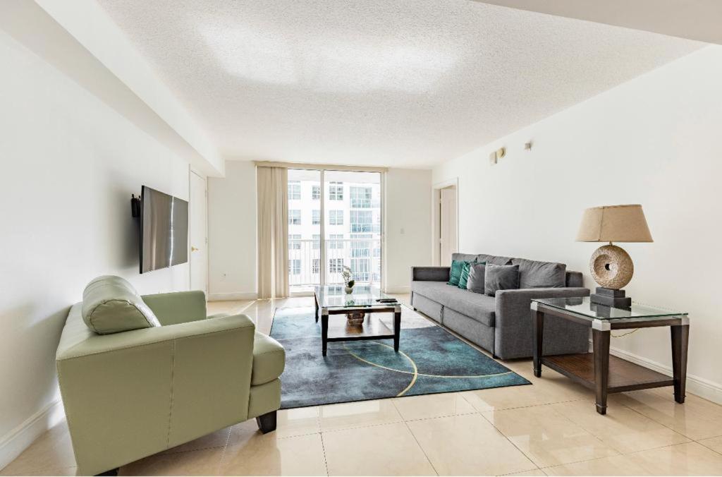 Two Bedroom Oceanview Apartment In Brickell Miami Dış mekan fotoğraf