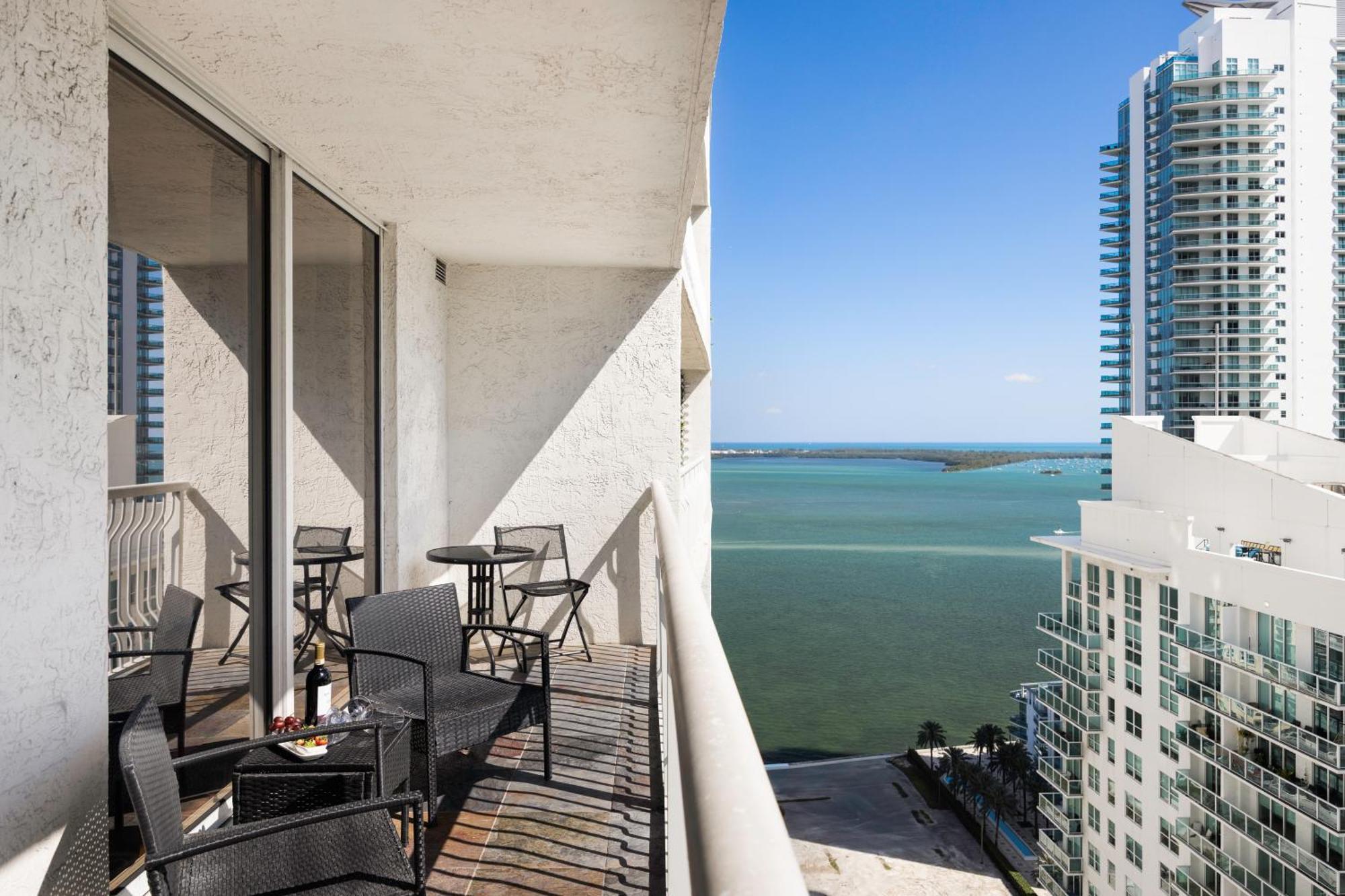 Two Bedroom Oceanview Apartment In Brickell Miami Dış mekan fotoğraf